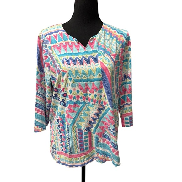 Alfred Dunner Tops - Alfred Dunner Studio Geometric Boho Top Blue Pink Tribal Print Large Soft